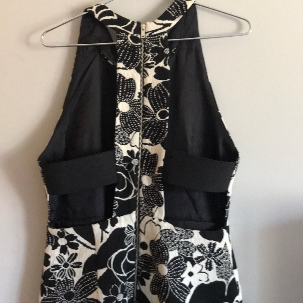 Zara cut out floral sleeveless dress medium - Picture 3 of 3
